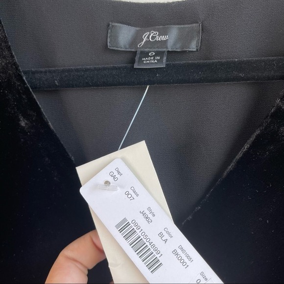 J Crew black velvet faux wrap‎ long sleeve top size 0 - Picture 5 of 6